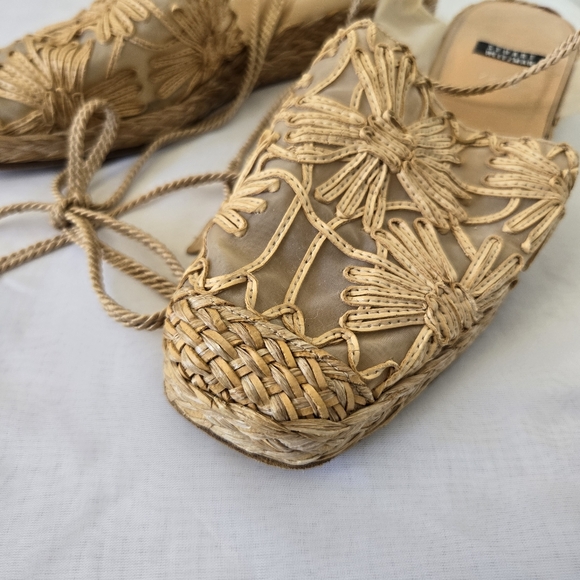 Vintage Stuart Weitzman Raffia Floral Espadrilles - Picture 3 of 14